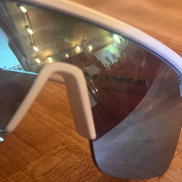 SPY Sunglasses - Picture 3 of 6